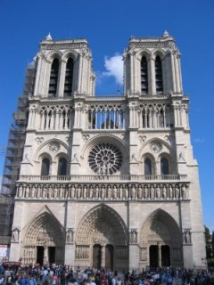 Notre_Dame_Cathedral_09-768x1024